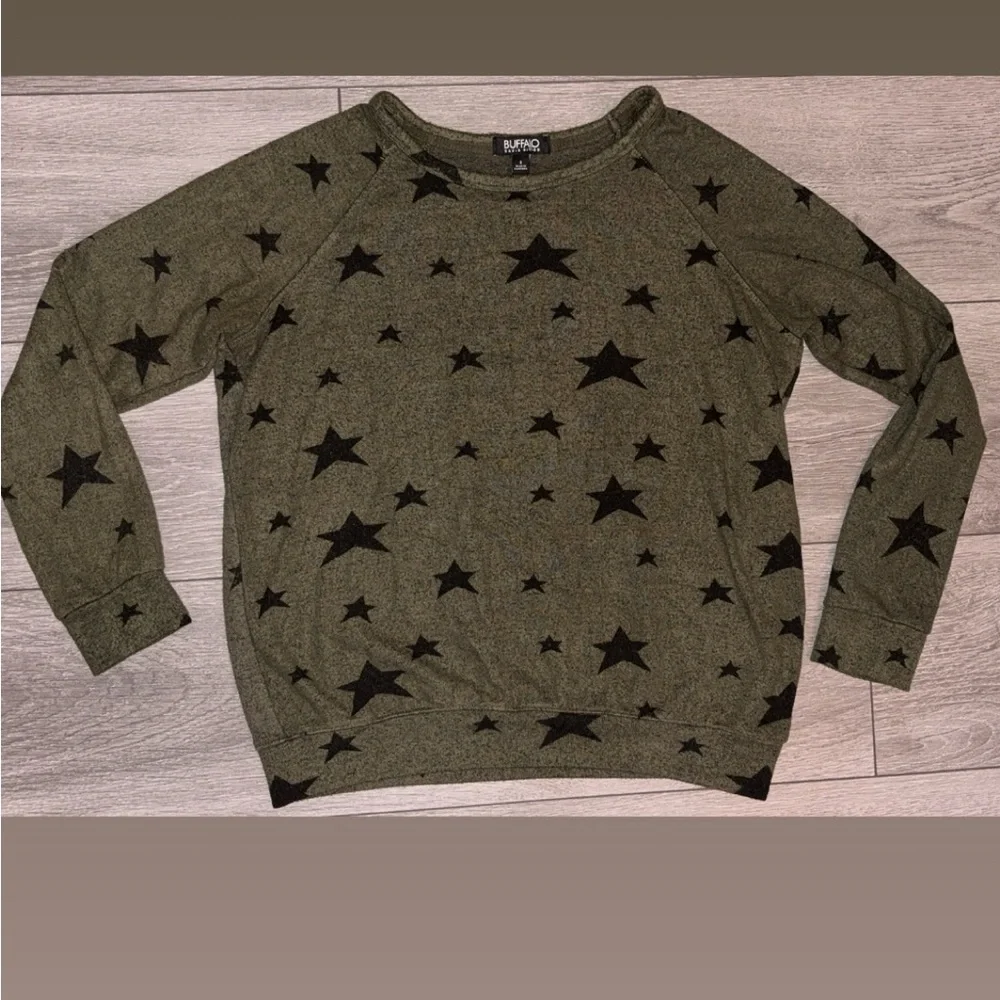 Buffalo David Bitton Size Small Long Sleeved Sweater Green W Black Stars Soft